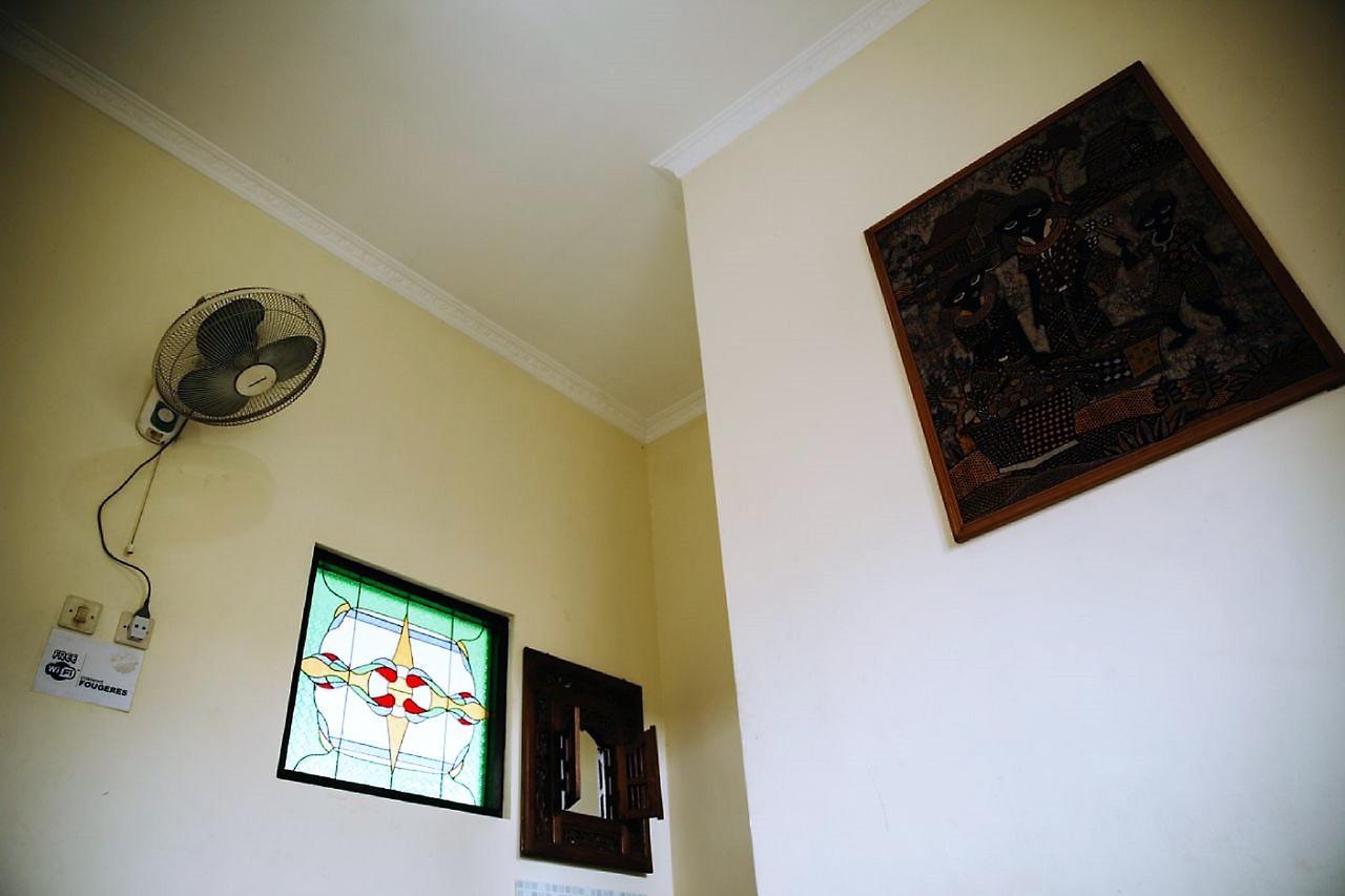 La Javanaise Home Stay Malioboro ยอกยาการ์ตา ภายนอก รูปภาพ