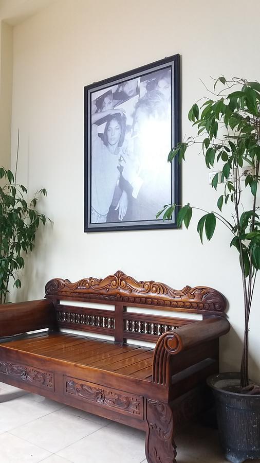 La Javanaise Home Stay Malioboro ยอกยาการ์ตา ภายนอก รูปภาพ