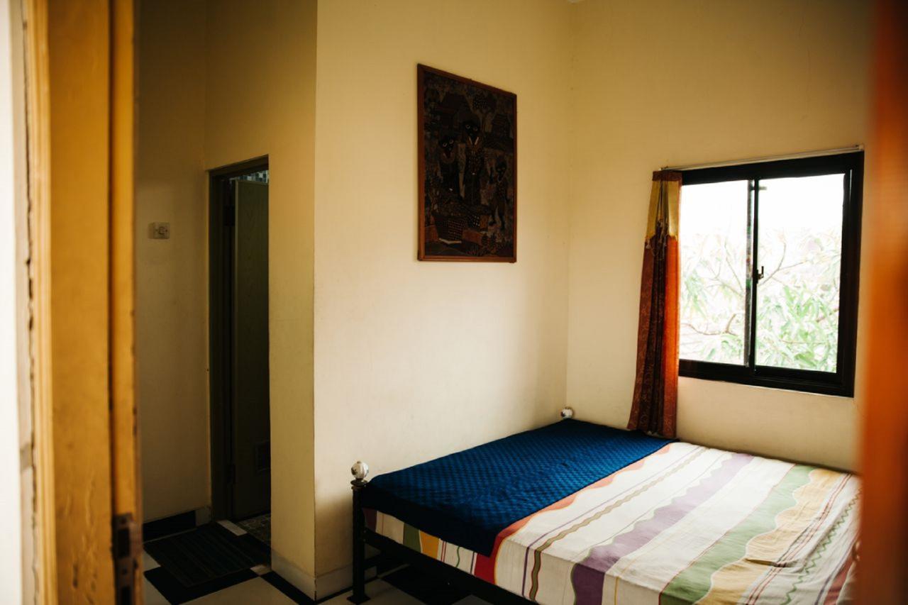 La Javanaise Home Stay Malioboro ยอกยาการ์ตา ภายนอก รูปภาพ