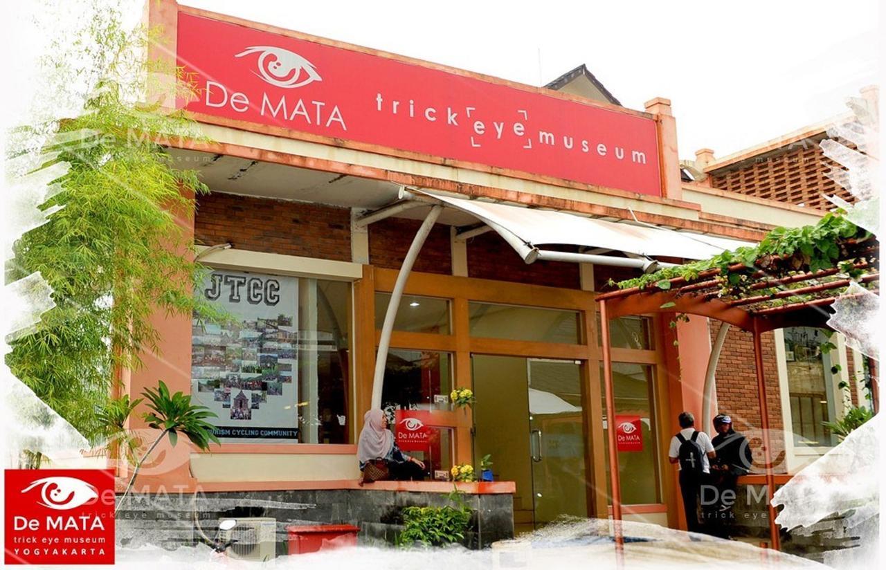 La Javanaise Home Stay Malioboro ยอกยาการ์ตา ภายนอก รูปภาพ