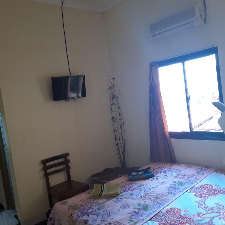 La Javanaise Home Stay Malioboro ยอกยาการ์ตา ภายนอก รูปภาพ